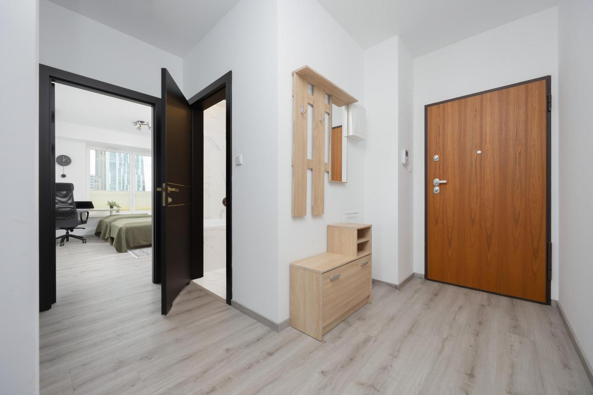 Appartement Z Widokiem Na Centrum 9 Pietro & Parking By Renters *