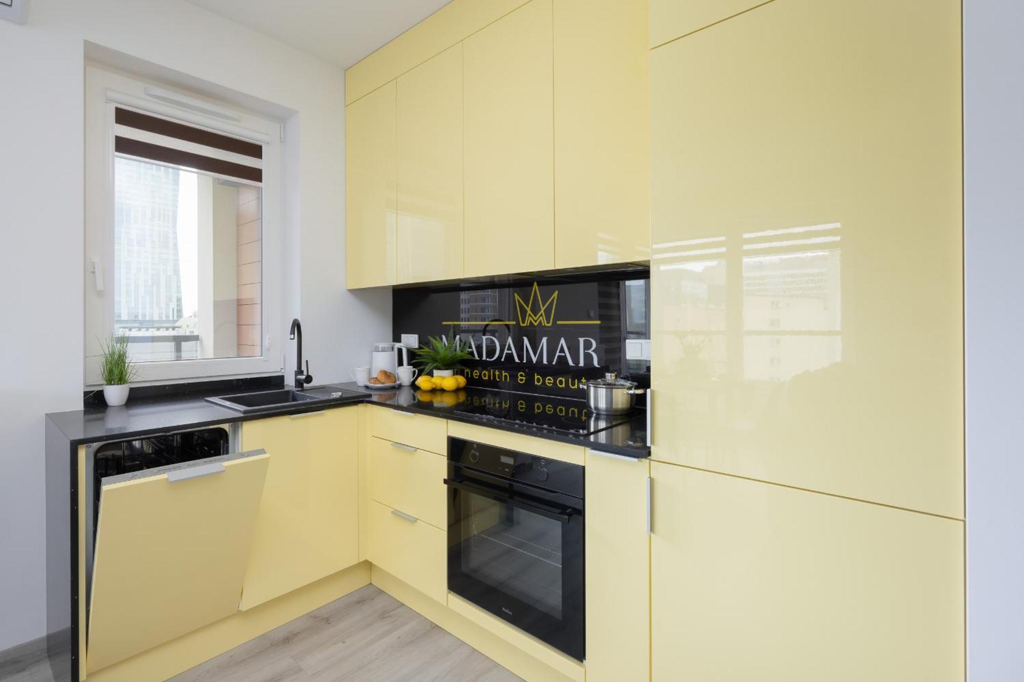Appartement Z Widokiem Na Centrum 9 Pietro & Parking By Renters *